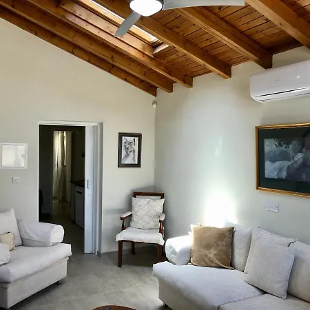 Kato Drys Bungalow House * Larnaca